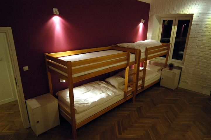 Хостелы Hostel Chmielna 5 Rooms & Apartments Варшава-22