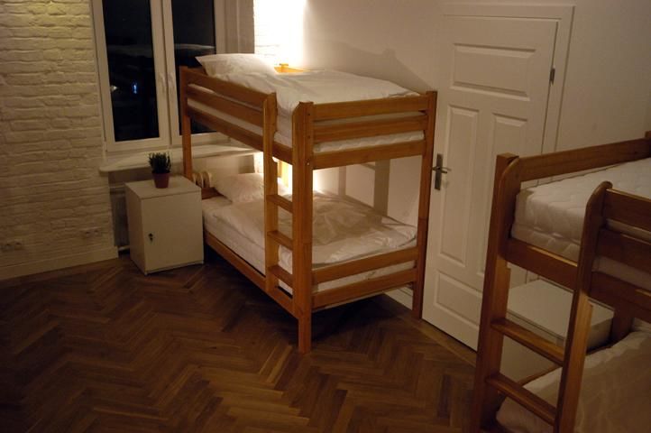 Хостелы Hostel Chmielna 5 Rooms & Apartments Варшава-29