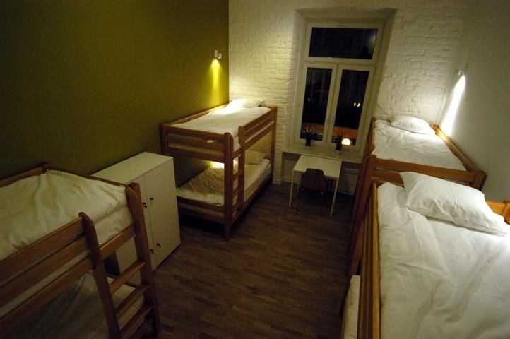 Хостелы Hostel Chmielna 5 Rooms & Apartments Варшава